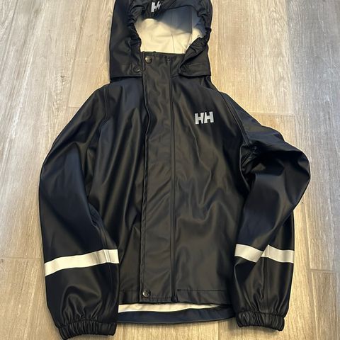 Regnsett fra Helly Hansen 122 cm.