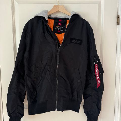 Alpha Industries bomberjakke, str S