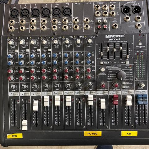 Mixpult Mackie DFX12