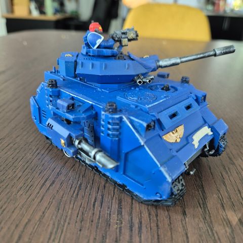 Space marine predator tank Warhammer 40K