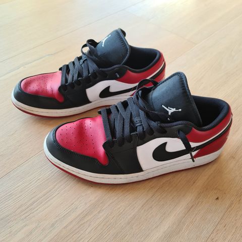 Air Jordan 1 low