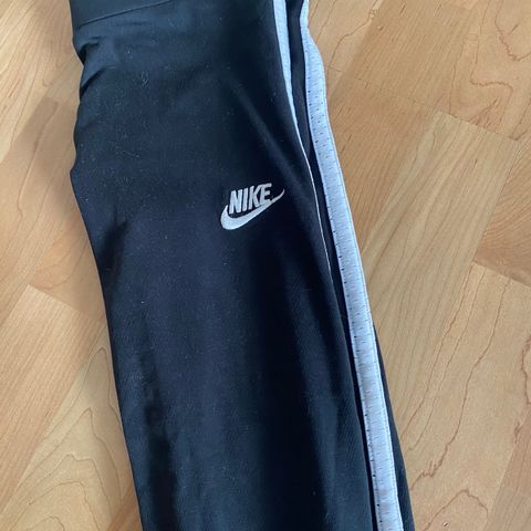 Nike leggings str small