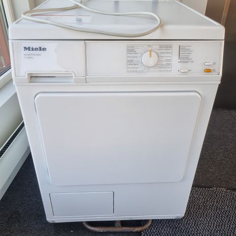 Pent brukt Miele Novotronic T 298 C tørketrommel - kondens - kan leveres