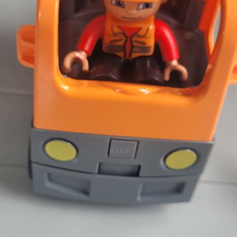 Duplo bil med figur