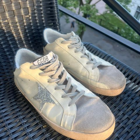 Golden Goose 43