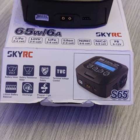 Rc lader skyrc