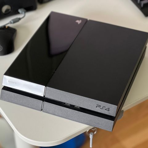 Playstation 4 - rep. objekt