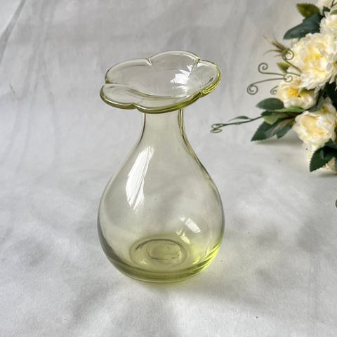 Nydelig grønn glassvase 💚