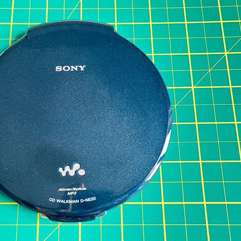 Sony CD Walkman D-NE20 / Bærbar CD-spiller