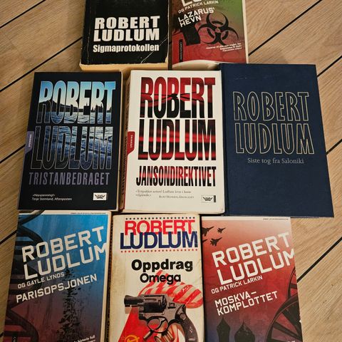 Bøker / pocket fra Robert Ludlum