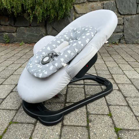 Stokke Steps Bouncer Grey Clouds vippestol