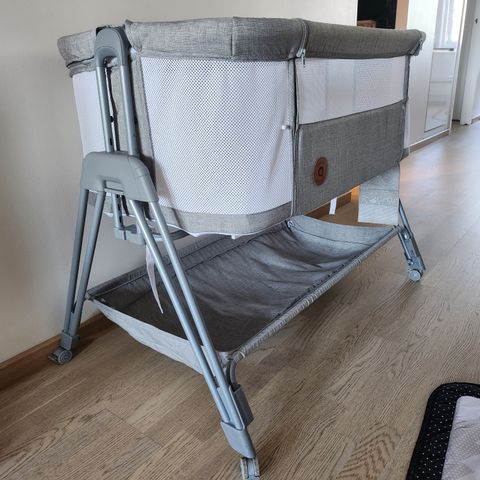 Bedside crib Lionelo