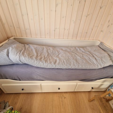 Ikea Hemnes seng