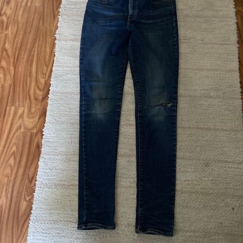 Levis dongeribukse