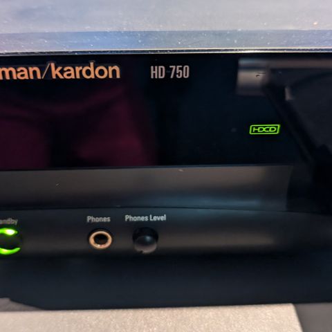 Harman Kardon HD750