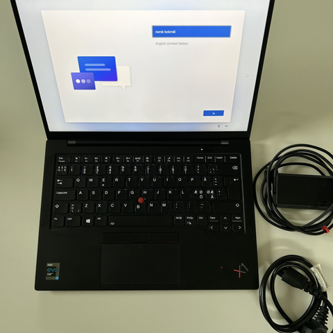 Lenovo ThinkPad X1 Carbon G9 score i7 16 GB SSD 512 GB 14" 4G