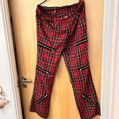 Rød Tartan Punk Bukse, Black Pistol , W:36 tommer/XL selges