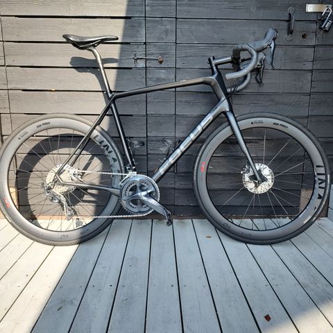 Focus paralane 9.8 racersykkel karbon str. 58 ultegra disc selges