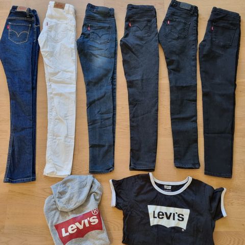 Nye plagg 12 år; Levis jeans, t skjorte og Hettegenser