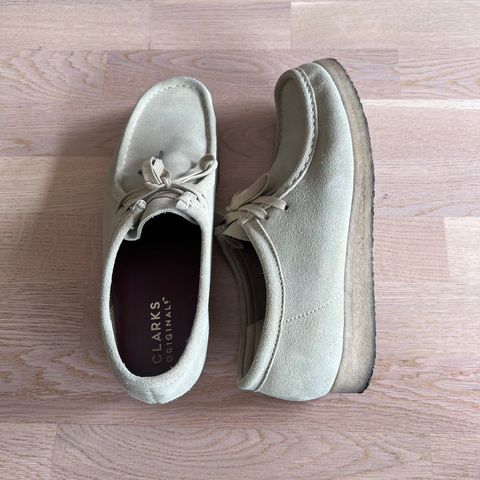 Clarks Wallabee