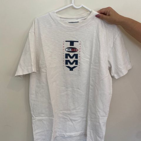 Tommy Hilfiger t-skjorte