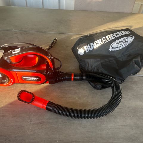 Black and decker. Bil/ camping vogn 12v støvsuger