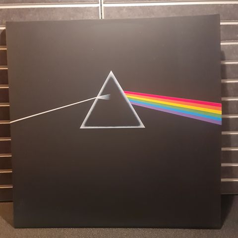 PINK FLOYD - DARK SIDE OF THE MOON