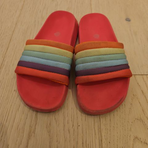 Flipflops for barn, str 32