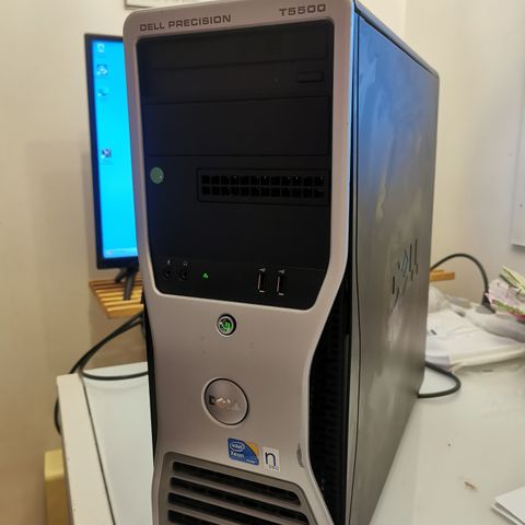 Dell Precision T5500 kontor pc med Windows 11 Pro