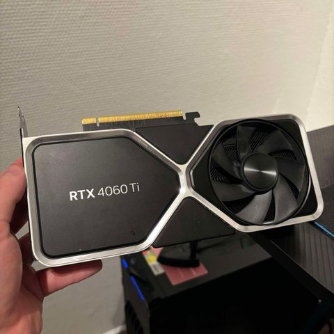 NVIDIA GeForce RTX 4060 TI Founders Edition 8GB