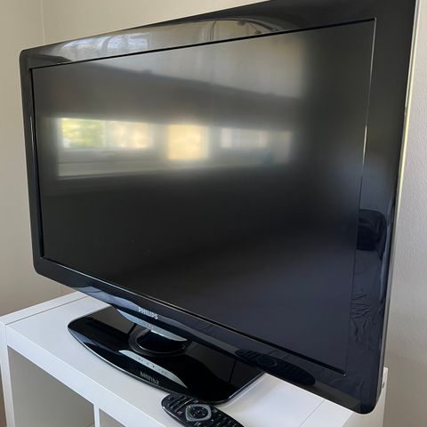 PHILIPS 37" Full HD TV