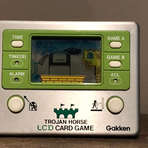 Gakken «trojan horse» LCD card game