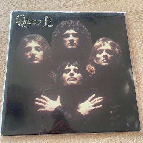 Queen II vinyl lp