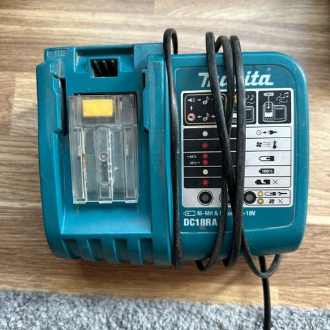 Makita Lader