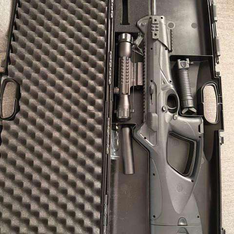 Beretta CX4 Storm XT med Tilbehør