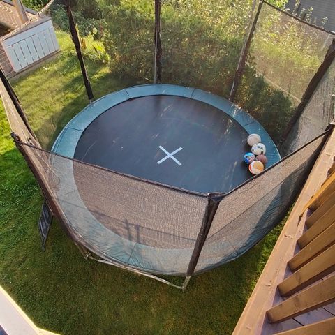 Trampoline 4m selges/byttes