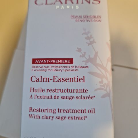 Clarins Calm-Essentiel