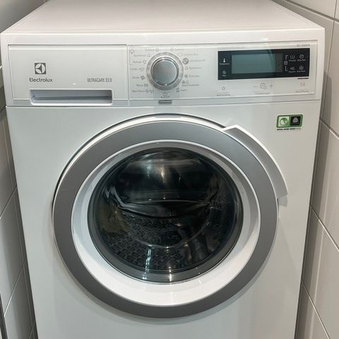 Electrolux vaskemaskin Ultracare Eco 9 kg med dampfunksjon