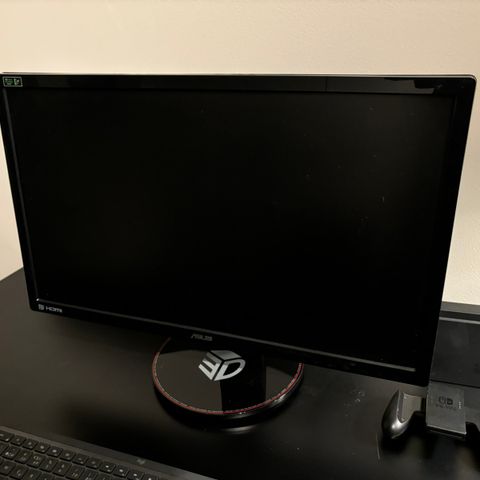 Asus 24” 1080p 144hz gaming skjerm