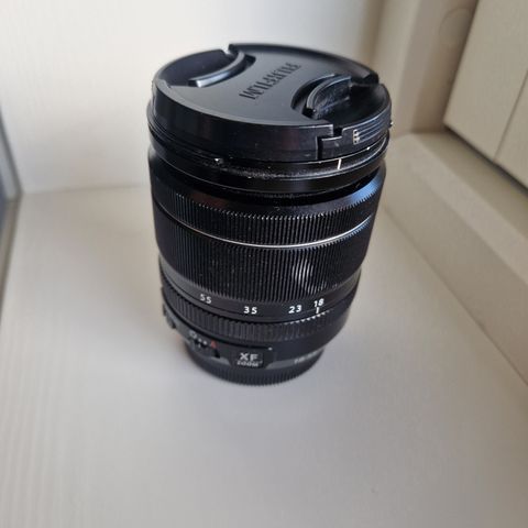 Fujifilm XF 18-55mm f/2,8-5 R LM OIS