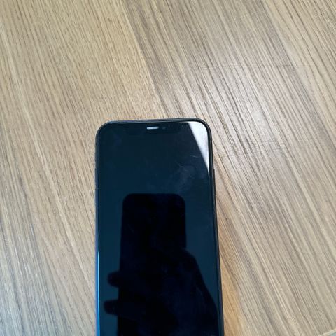 iPhone 11 64GB