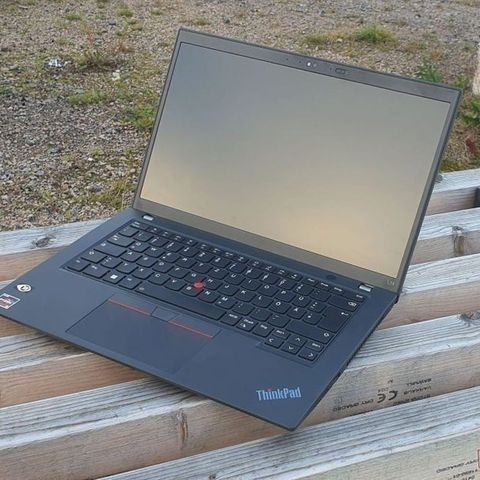 lenovo thinkpad Model 2024 aldri brukt 4 Gen pris i butikk 9600kr