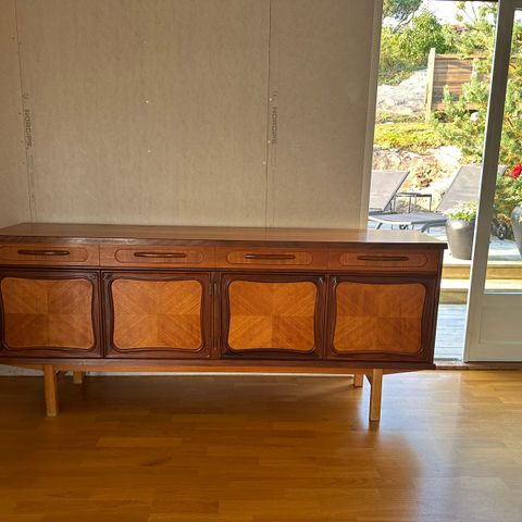 Vintage retro 50/60 talls teak skjenk