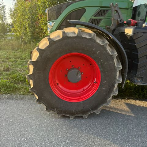 Som nye, traktor dekk.