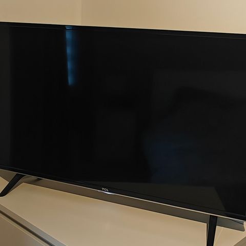 TCL 40” Smart TV