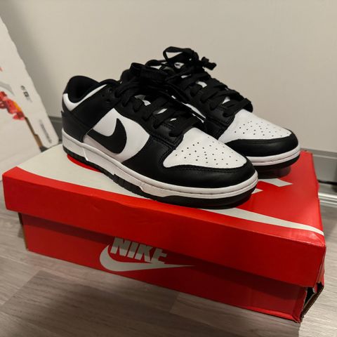 Helt Nye Nike Dunks Low Panda str 40