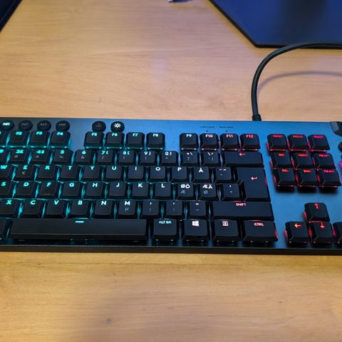 Logitech G815 tactile