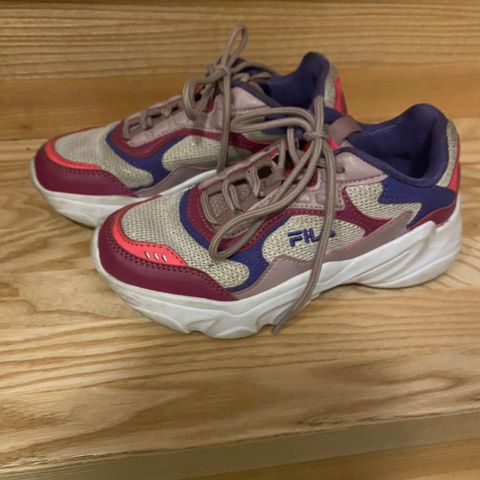 Fila sko str 33