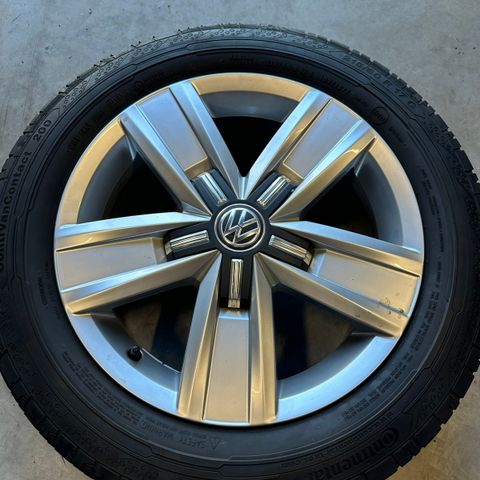 Hjulsett til VW Transporter 17"  m/Continental sommerdekk