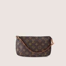 Ønsker å kjøpe Louis Vuitton Pochette veske